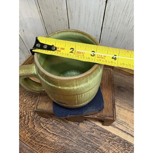 Frankoma Vintage Barrel Mug Tan Cream Green - Picture 9 of 9